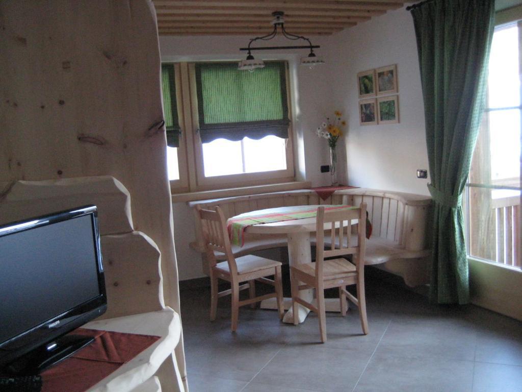 Chalet Nada Livigno Rom bilde